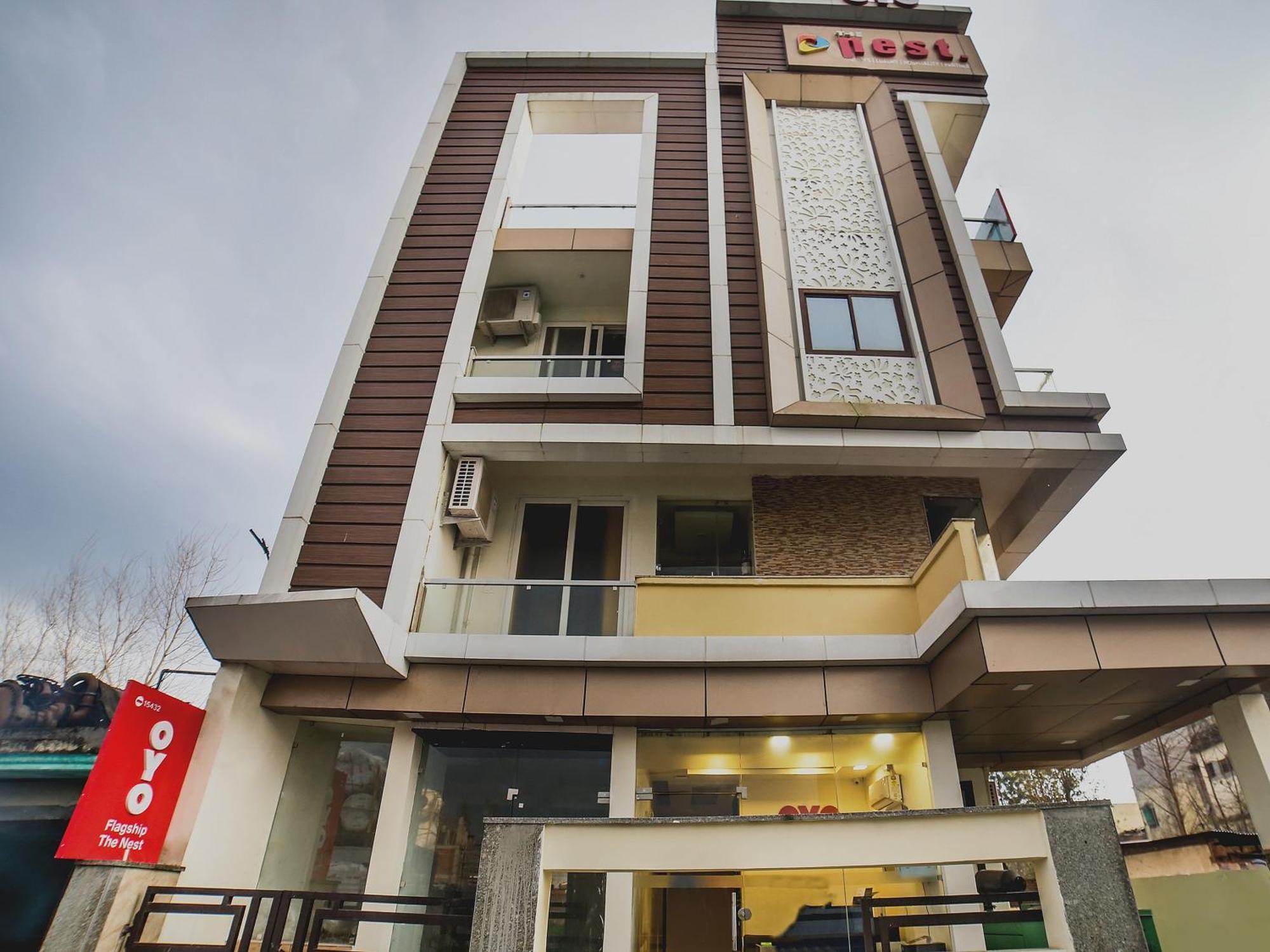 Super Hotel O The Nest Gms Rd Dehradun Exterior photo